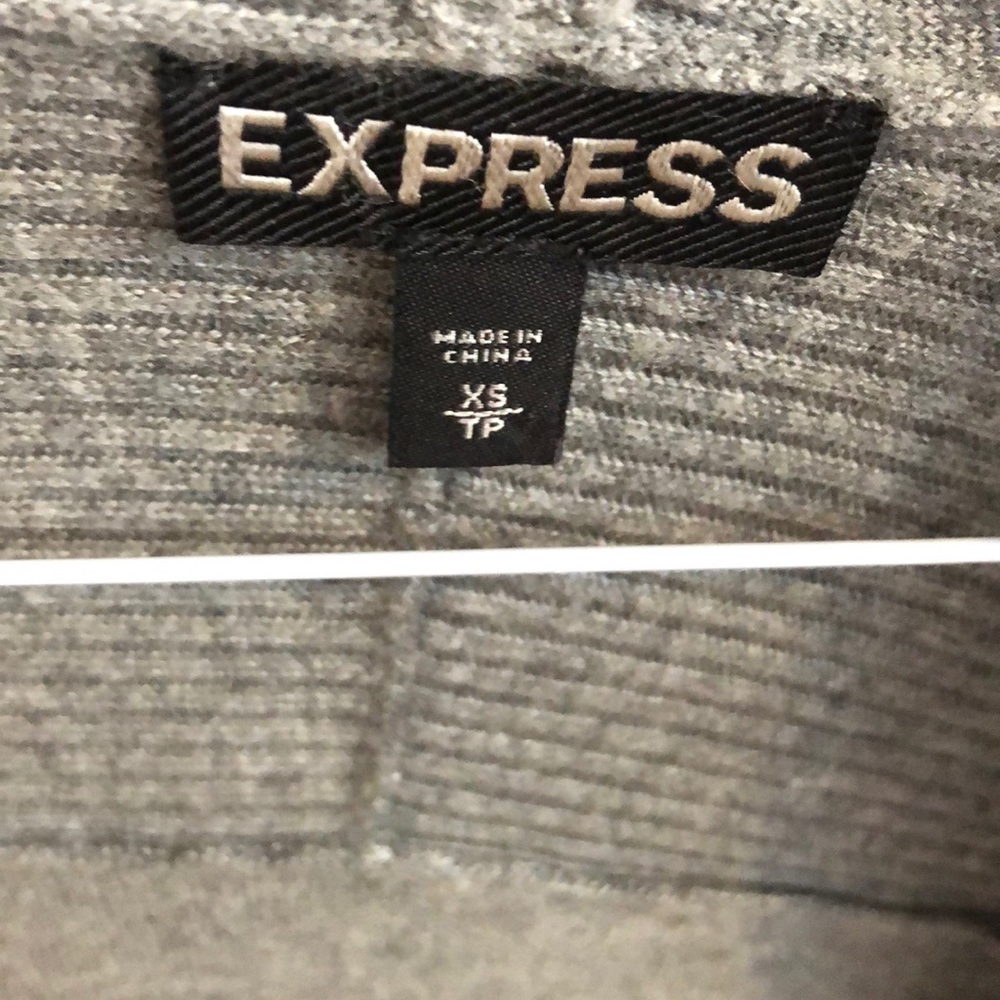 Express sweater - Picture 2 of 2
